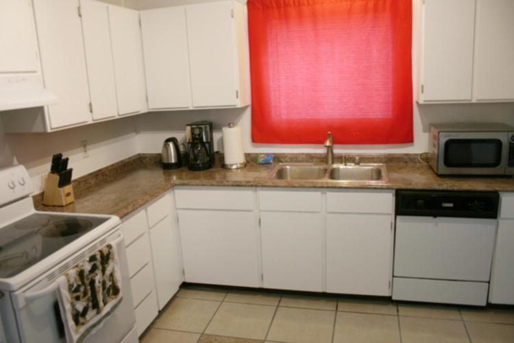 Stay Anchorage! Furnished Two Bedroom Apartments With High Speed Wifi Quarto foto